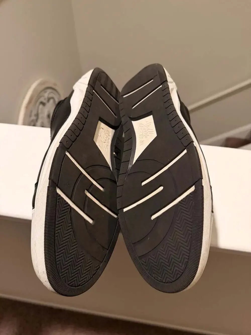 Johnston & Murphy Luther Perforated Leather Low Top Sneaker (Men)
